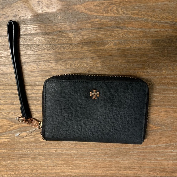 Tory Burch Black Wallet with Gold Accents - Picture 6 of 14